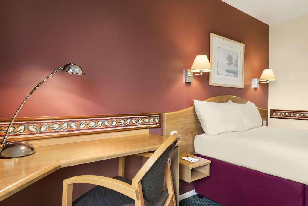 Days Inn Michaelwood M5 Falfield Zimmer foto